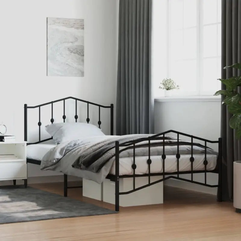 Robuust metalen bedframe met extra opbergruimte en tijdloos ontwerp - Zwart / 107 x 203 cm / met hoofdbord & voetbord