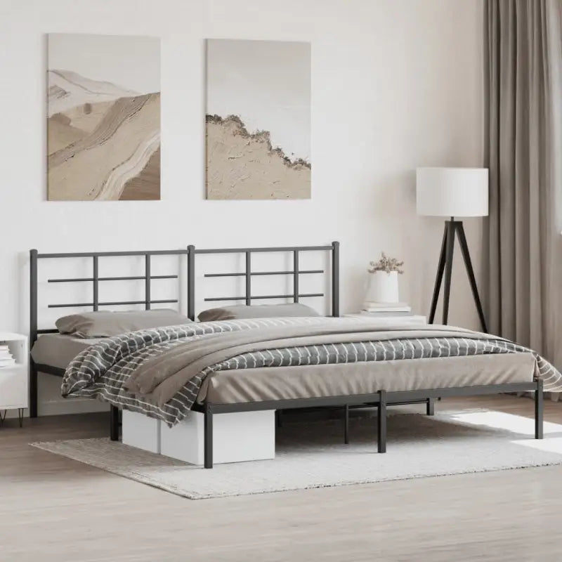 Robuust metalen bedframe met extra opbergruimte en tijdloos ontwerp - Zwart / 193 x 203 cm / met hoofdbord - Bedden &