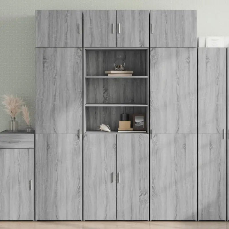 Trendy hoge kast van bewerkt hout met elegante charme - Grijs sonoma / 1 - Dressoirs & buffetkasten