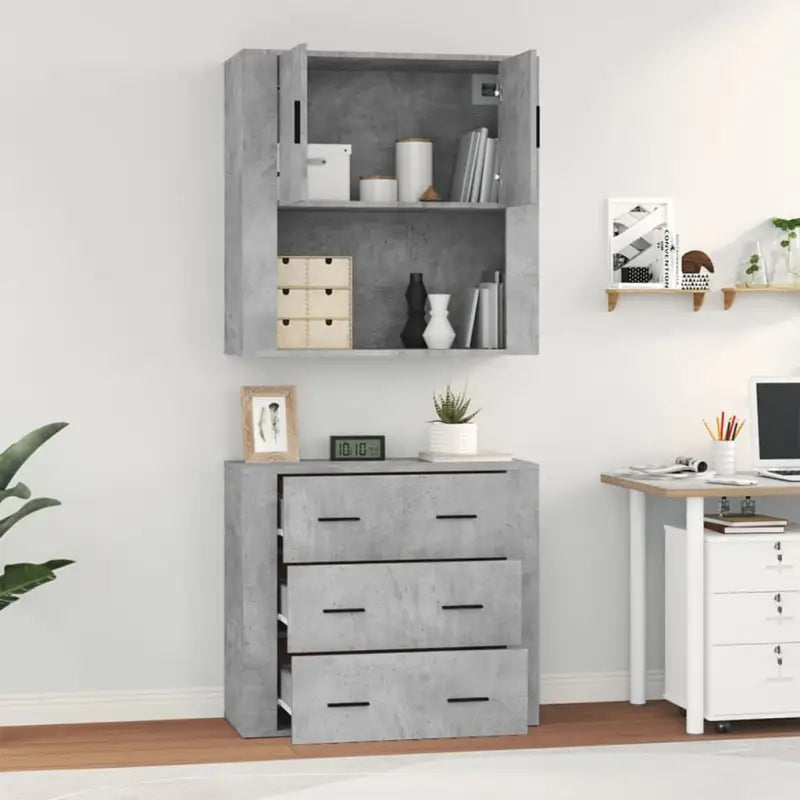 Trendy hoge kast van bewerkt hout met unieke charme en duurzaamheid - Dressoirs & buffetkasten
