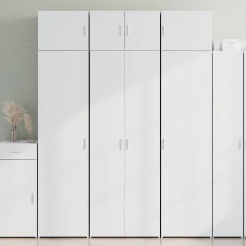 Trendy hoge kast van bewerkt hout voor een elegante interieurstijl - Wit / 1 - Dressoirs & buffetkasten