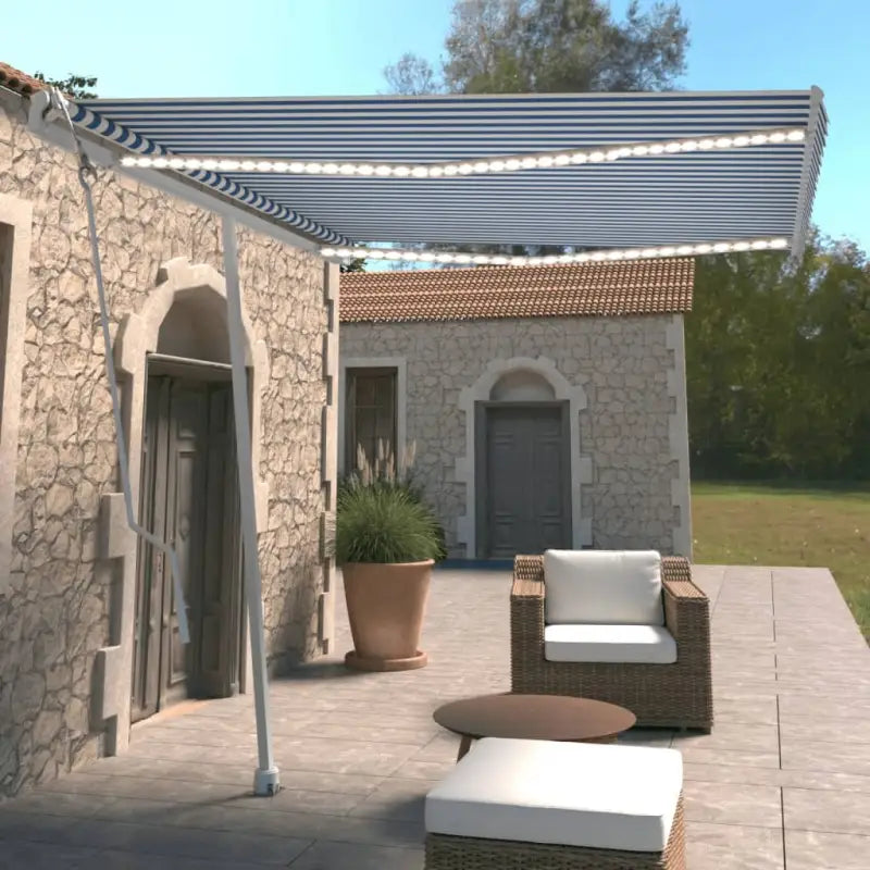 Uitschuifbare luifel met gepoedercoat aluminium en automatische bediening - Blauw en wit / 300 x 250 cm / 1 - Zonwering