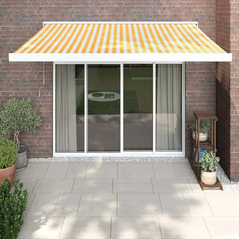 Uittrekbare luifel in gepoedercoat aluminium voor je terras - Geel en wit (wit frame) / 3 x 2.5 m / 1 - Zonwering