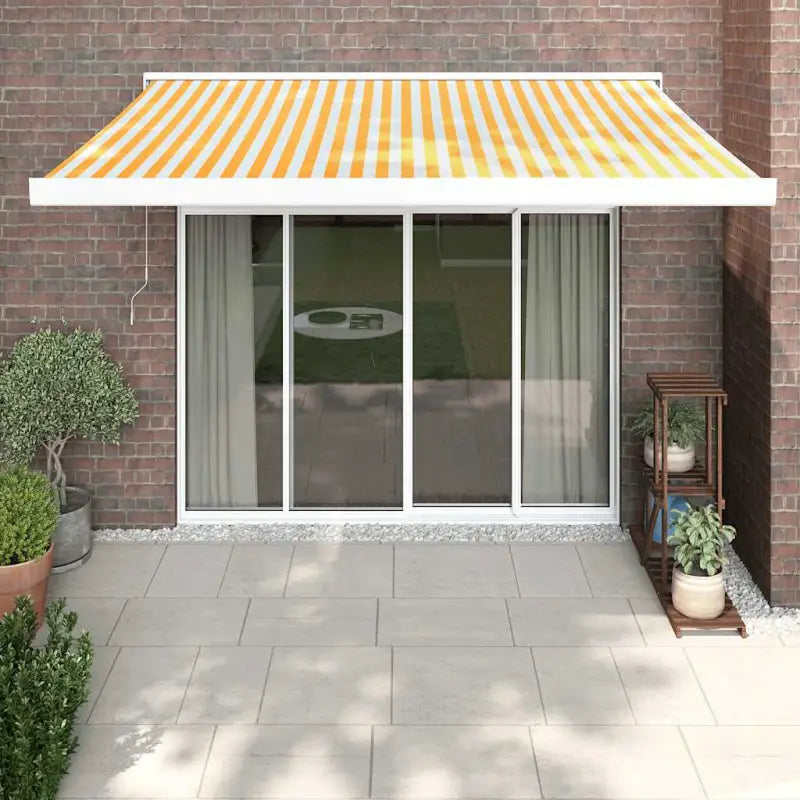 Uittrekbare luifel in gepoedercoat aluminium voor je terras - Geel en wit (wit frame) / 3.5 x 2.5 m / 1 - Zonwering