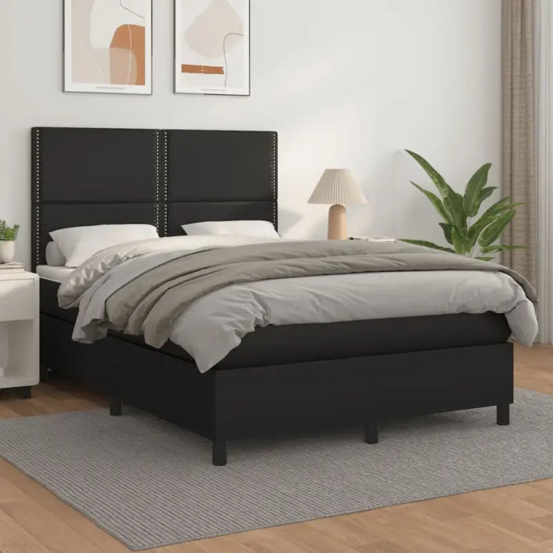 Zwart Kunstleer Boxspringbed met schuim vulling en ideale afmetingen - Zwart / 140 x 200 cm / Effen met spijkers