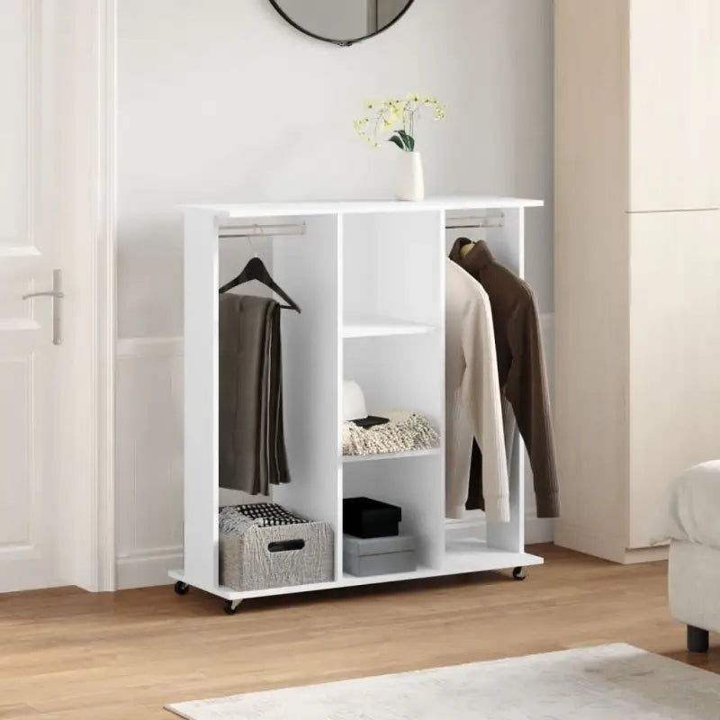 Clothing & Clothing Storage