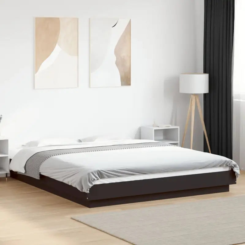 Bed met RGB LED-verlichting en bewerkt hout voor een stabiele nachtrust - Zwart / 160 x 200 cm - Bedden & bedframes