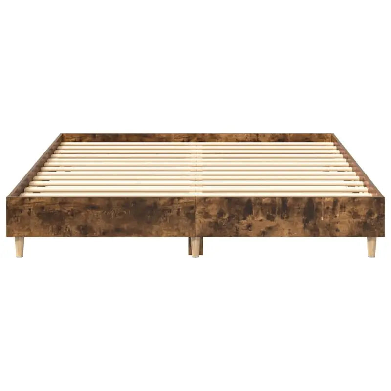 Bedframe in gerookt eiken voor een stabiele en stijlvolle slaapkamer - Bedden & bedframes