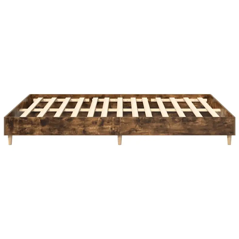 Bedframe in gerookt eiken voor een stabiele en stijlvolle slaapkamer - Bedden & bedframes