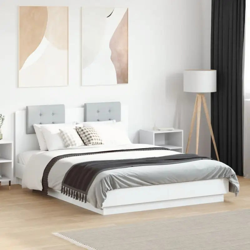Bedframe met hoofdeinde en multiplex lattenbodem van bewerkt hout - Wit / 140 x 190 cm - Bedden & bedframes