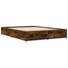 Bedframe met metalen poten en multiplex lattenbodem van bewerkt hout - Bedden & bedframes