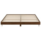 Bedframe met metalen poten en multiplex lattenbodem van bewerkt hout - Bedden & bedframes