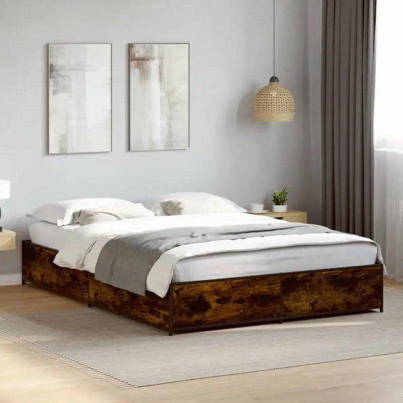 Bedframe met metalen poten en multiplex lattenbodem van bewerkt hout - Gerookt eiken / 135 x 190 cm / 29 cm - Bedden &