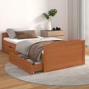 Bedframe van massief grenenhout met rustieke uitstraling - Bedden & bedframes