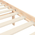 Bedframe van massief grenenhout voor een comfortabele slaapkamer - Bedden & bedframes