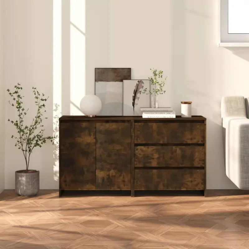 Behandeld bewerkt hout dressoir met ruime afmetingen voor opbergruimte - Dressoirs & buffetkasten