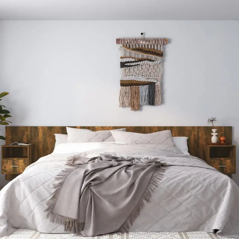 Bewerkt hout hoofdborden en voetborden met kastjes voor elke slaapkamer - Gerookt eiken / 1 / 1 lade en 1 schap