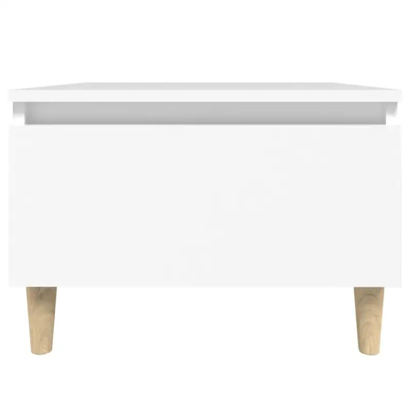 Bijzettafels met bewerkt hout en houten poten voor een Scandinavisch interieur - Bijzettafels