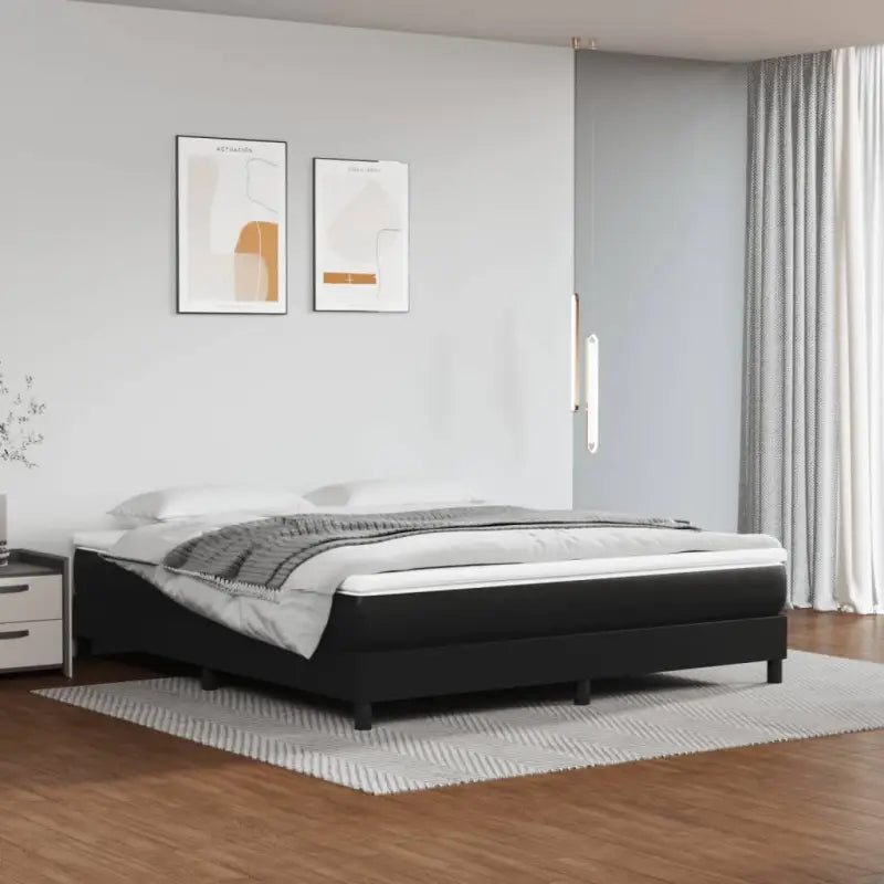Boxspringbed met multiplex lattenbodem en crème kunstleer voor rust - Zwart / 180 x 200 cm / 25 cm - Bedden & bedframes
