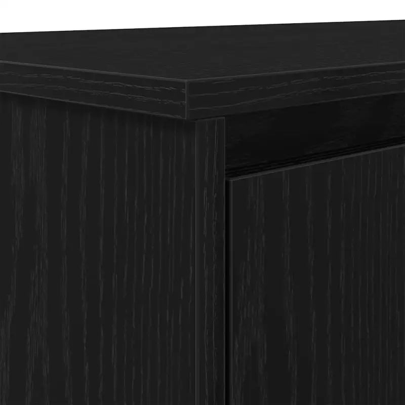 Bureaus van bewerkt hout voor binnen handbereik en georganiseerde ruimte - Bureaus