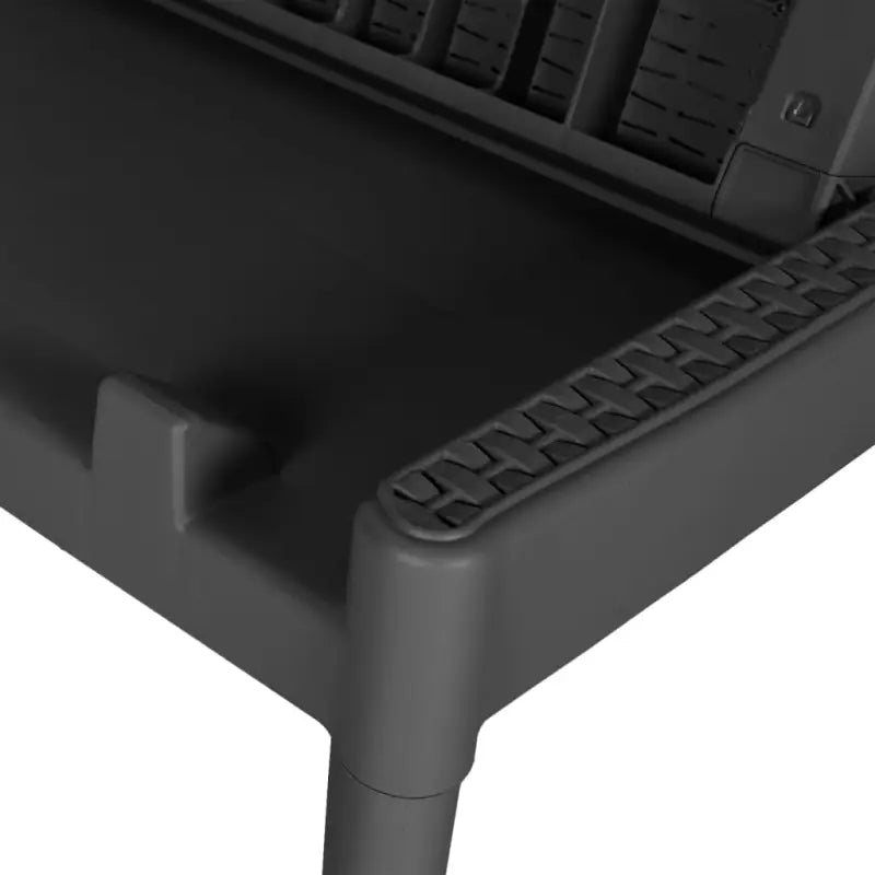 Comfortabele ligbed met verstelbare rugleuning en rattan uitstraling - Ligstoelen