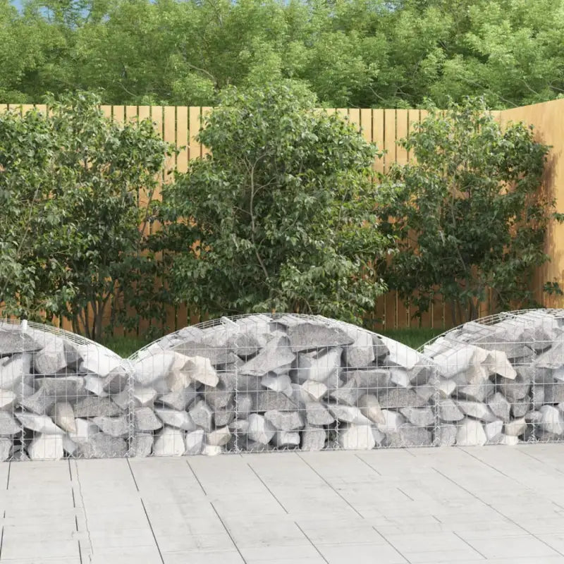 Decoratieve tuinbarrière van gegalvaniseerd ijzer met versterkte schanskorfhaken - 150 x 50 x 40/60 cm / 1