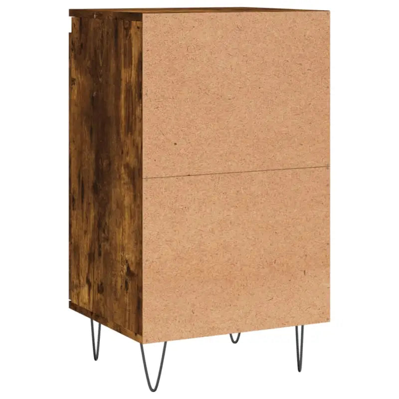 Dressoir met metalen poten en bewerkt hout voor een tijdloze uitstraling - Dressoirs & buffetkasten