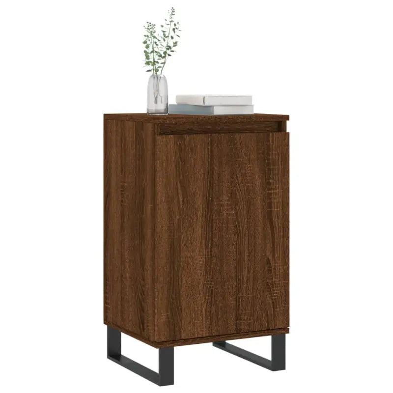Dressoirs met metalen poten van bewerkt hout voor een tijdloze uitstraling - Dressoirs & buffetkasten