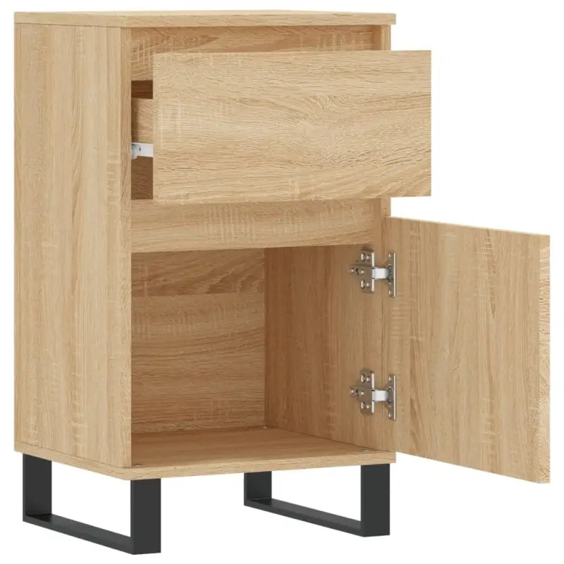 Dressoirs van bewerkt hout met ijzeren poten voor een tijdloze uitstraling - Dressoirs & buffetkasten
