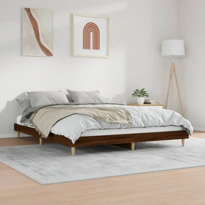 Duurzaam bewerkt hout bedframe met multiplex lattenbodem voor rust - Bedden & bedframes