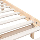 Eenvoudig bedframe van massief grenenhout voor een tijdloze slaapkamer uitstraling - Bedden & bedframes