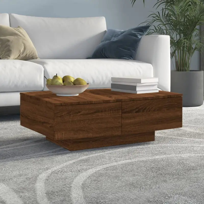 Eenvoudige salontafel van bewerkt hout met elegante afwerking - Salontafels