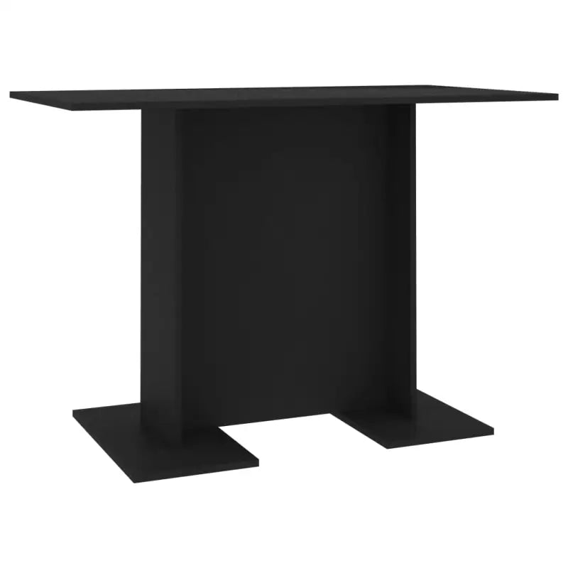 Eettafel van bewerkt hout met frisse minimalistische uitstraling - Eettafels