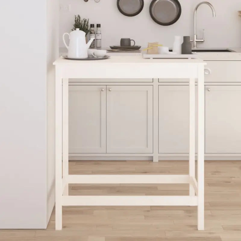 Eettafel van massief grenenhout voor gezellige maaltijden - Eettafels