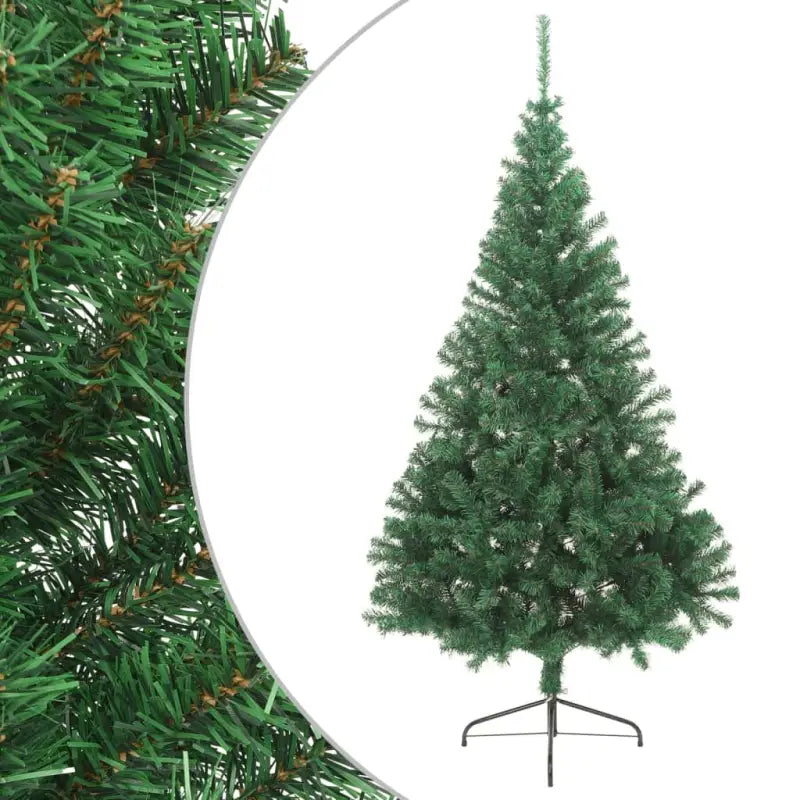 Halve kunstkerstboom voor een volle en realistische feestdagen sfeer - Groen / 240 x 125 cm / 1 - Kerstbomen