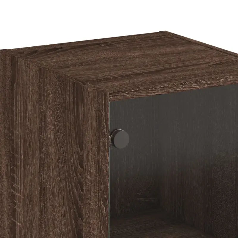 Hoge kast met glazen deur voor een trendy en duurzame interieurstijl - Dressoirs & buffetkasten