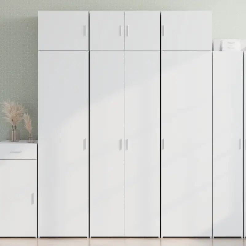 Hoge kast van bewerkt hout met elegante en duurzame uitstraling - Wit / 1 - Dressoirs & buffetkasten