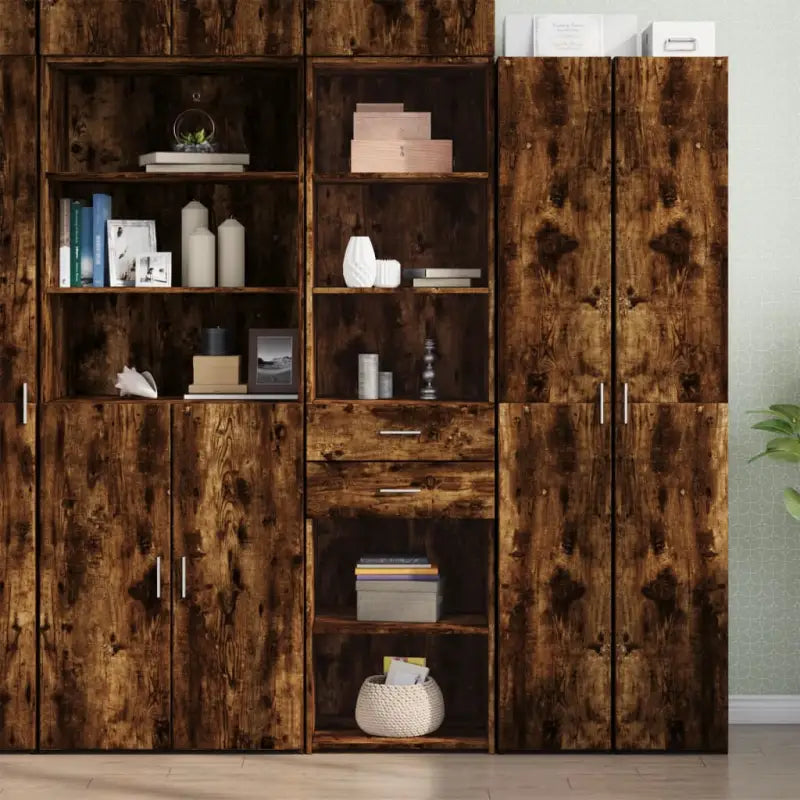 Hoge kast van bewerkt hout voor een stijlvolle inrichting - Gerookt eiken / 1 - Dressoirs & buffetkasten