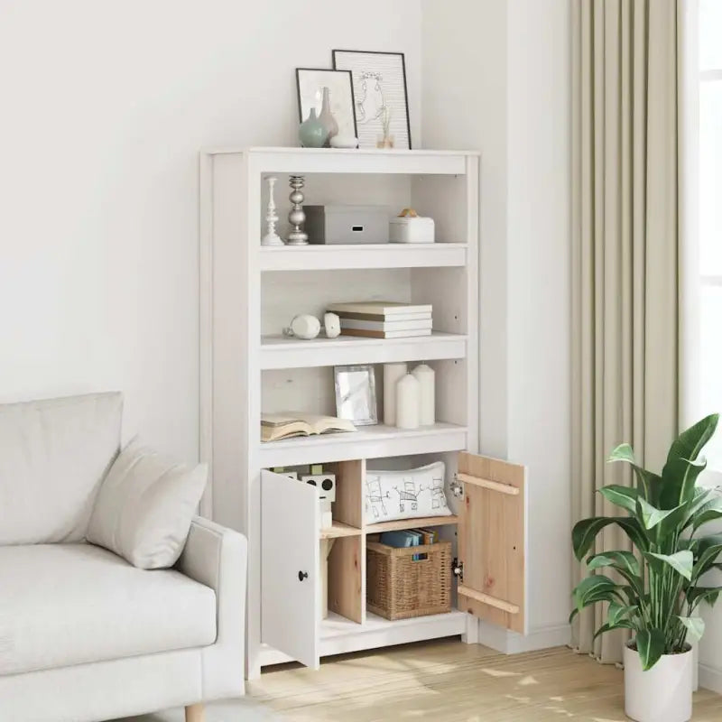 Hoge kast van massief grenenhout voor een klassieke uitstraling - Dressoirs & buffetkasten
