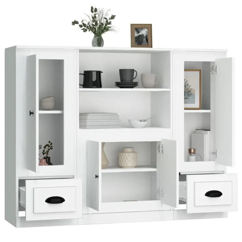 Hoge kasten van bewerkt hout voor een stijlvolle bestaande interieur - Dressoirs & buffetkasten