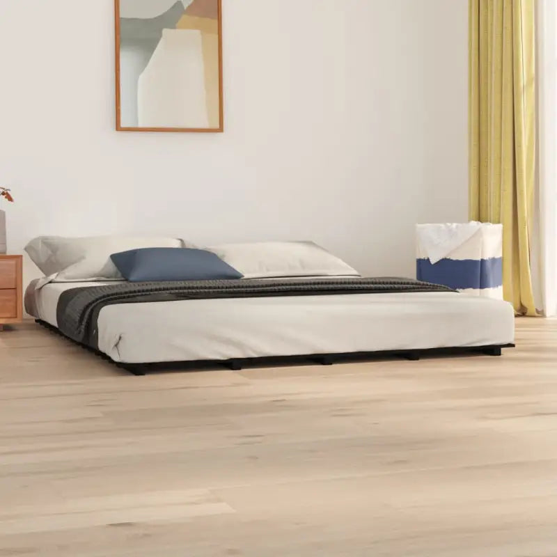 Houten bedframe van massief grenenhout voor een goede nachtrust - Zwart / 200 x 200 cm - Bedden & bedframes