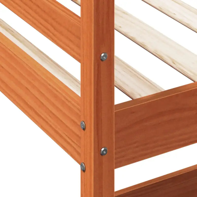 Houten hoogslaper met massief grenenhout en multiplex lattenbodem - Bedden & bedframes