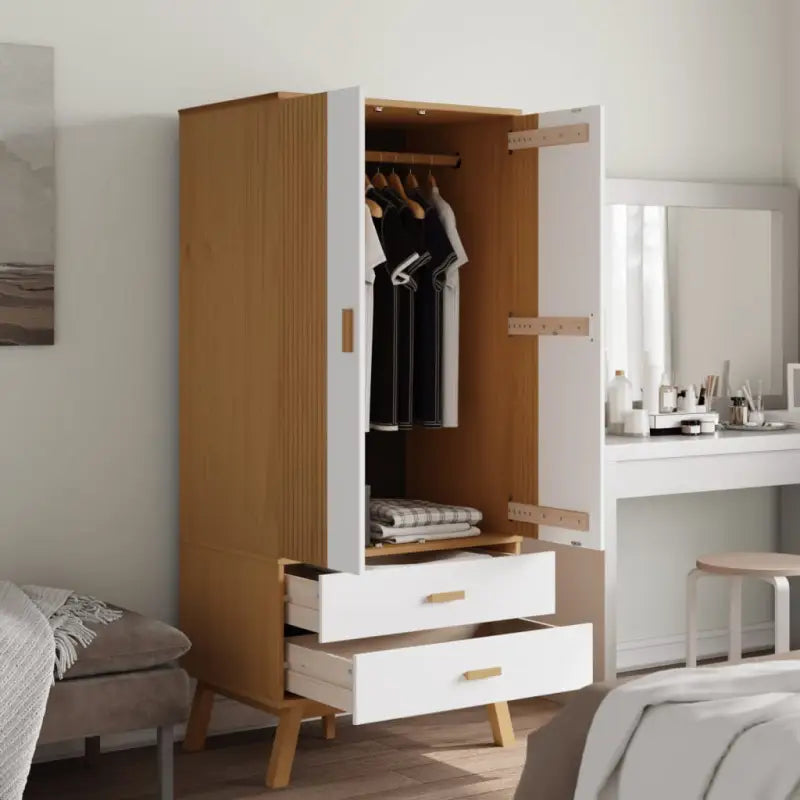 Houten kast met massief grenenhout en groot vak met houten poten - Kledingkasten