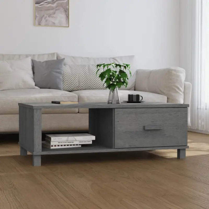 Houten salontafel van massief grenenhout voor een stijlvolle woonkamer - Salontafels