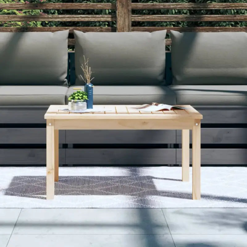 Houten tuintafel van massief grenenhout voor gezellige buitenmaaltijden - Tuintafels
