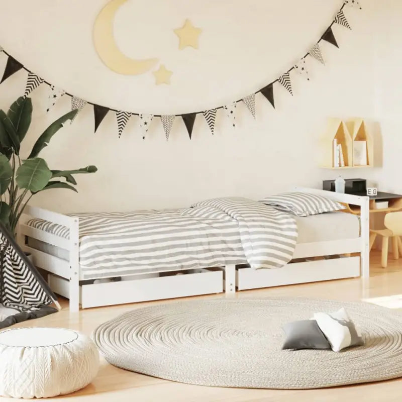 Kinderbed van massief grenenhout met elegant en tijdloos design - Wit / 90 x 200 cm - Peuter- & kinderbedden