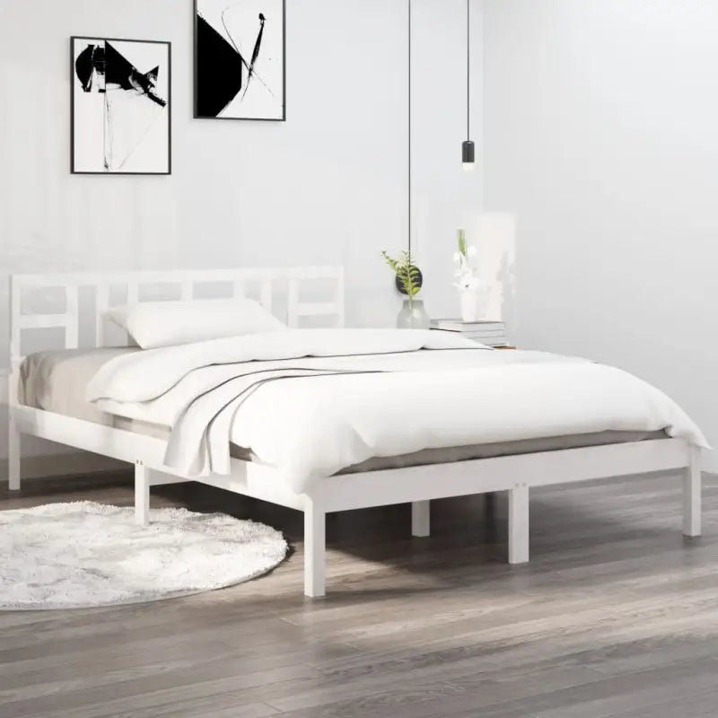 Klassiek bedframe met massief grenenhout en multiplex lattenbodem - Wit / 135 x 190 cm - Bedden & bedframes