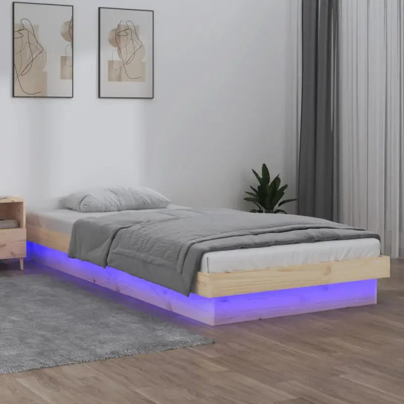 Klassiek bedframe van massief grenenhout met kleurrijke LED’s - Naturel / 75 x 190 cm - Bedden & bedframes