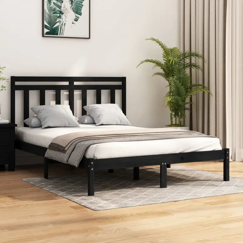 Klassiek bedframe van massief grenenhout voor een tijdloze slaapkamerstijl - Zwart / 150 x 200 cm - Bedden & bedframes