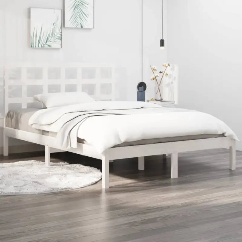 Klassiek bedframe van massief grenenhout voor een tijdloze slaapkamer uitstraling - Wit / 120 x 190 cm - Bedden &